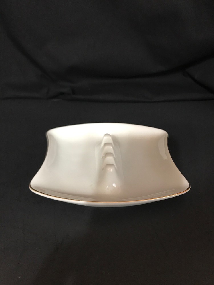 mid century modern White Ash Tray