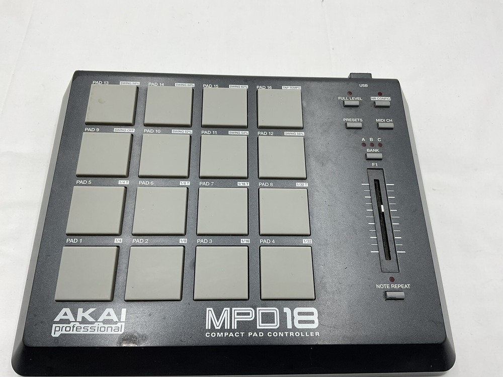 Akai Professional MPD18 Compact Pad Controller/Tested/No Cable