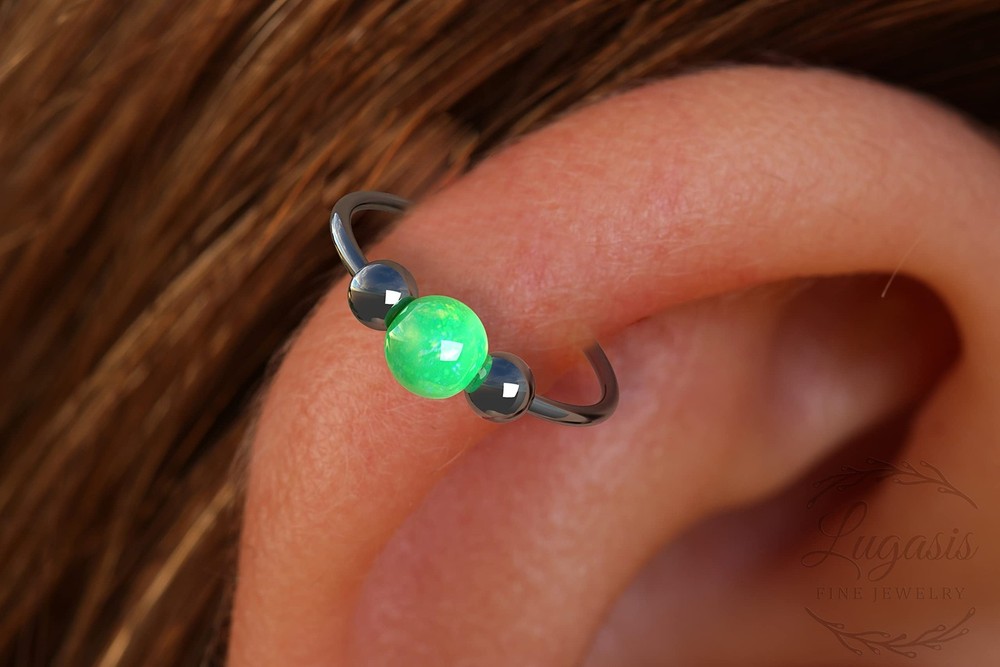 Black silver helix 3mm opal Green Opal
