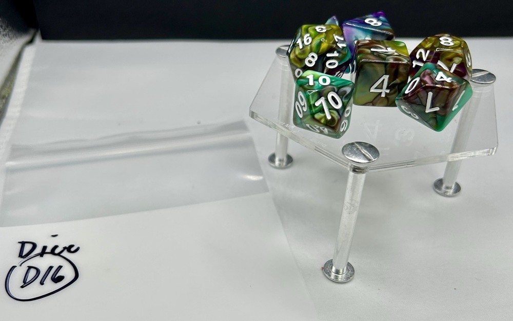 Sirius Acererak's D&D : Gold polyhedral dice Set D16