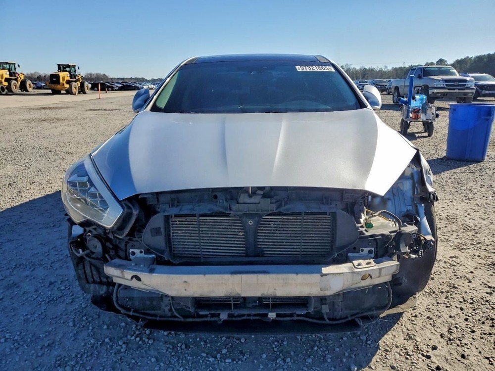 K900 2015 Glove Box 4937846