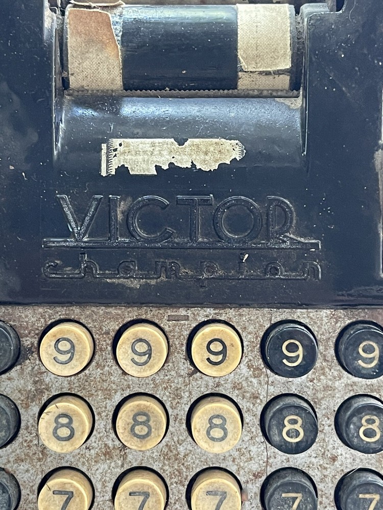 Vintage VICTOR Champion 6 Column Hand Crank Adding Machine.