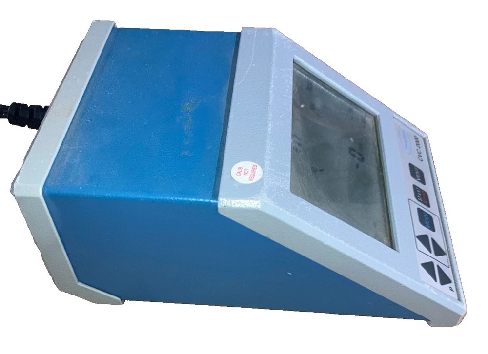 Vacuubrand CVC 2000 Vacuum Controller (Powers On, Shows Error When Not Connected