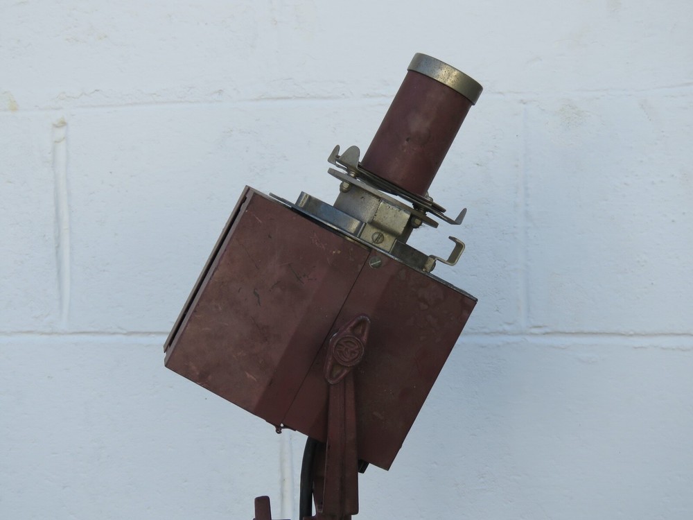 Mole Richardson Mini-Spot Optical, #59