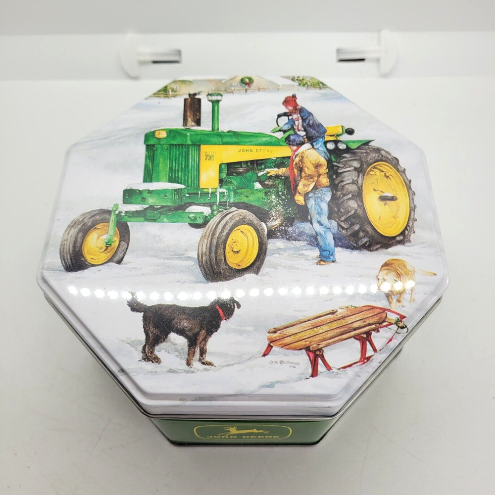 John Deere Tin Winter Scene Octagon Dogs Sled Snow Tracker