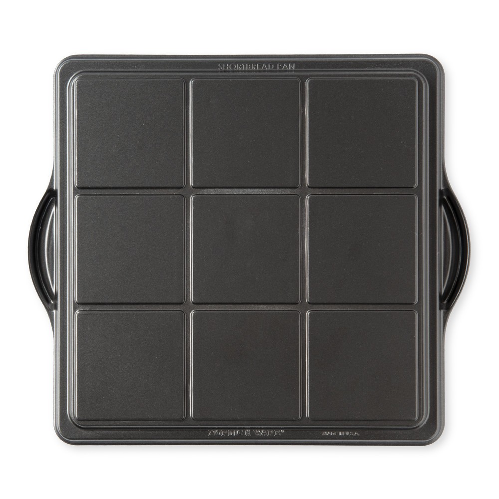 Nordic Ware English Shortbread Pan