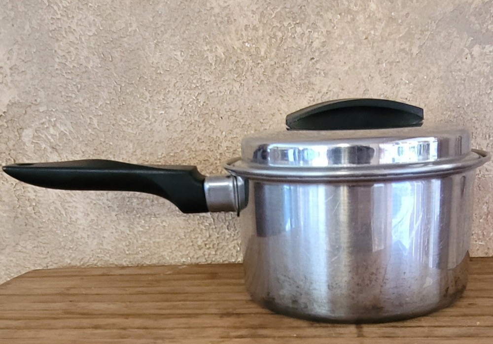 Flint Ekco 5 Piece Cookware Set