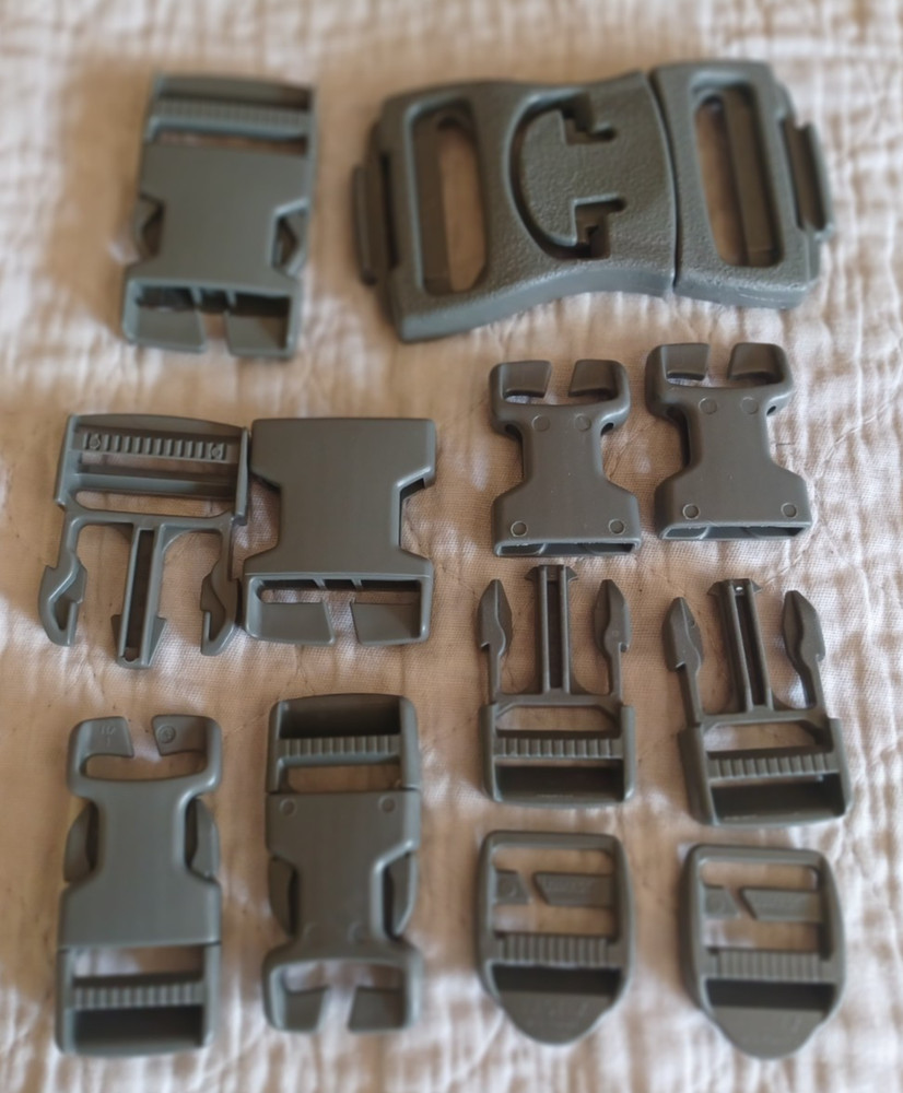 USGI ACU MOLLE Buckle Replacement Set Nes Excellent