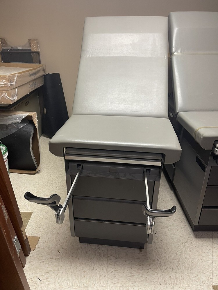 ritter 100 exam table