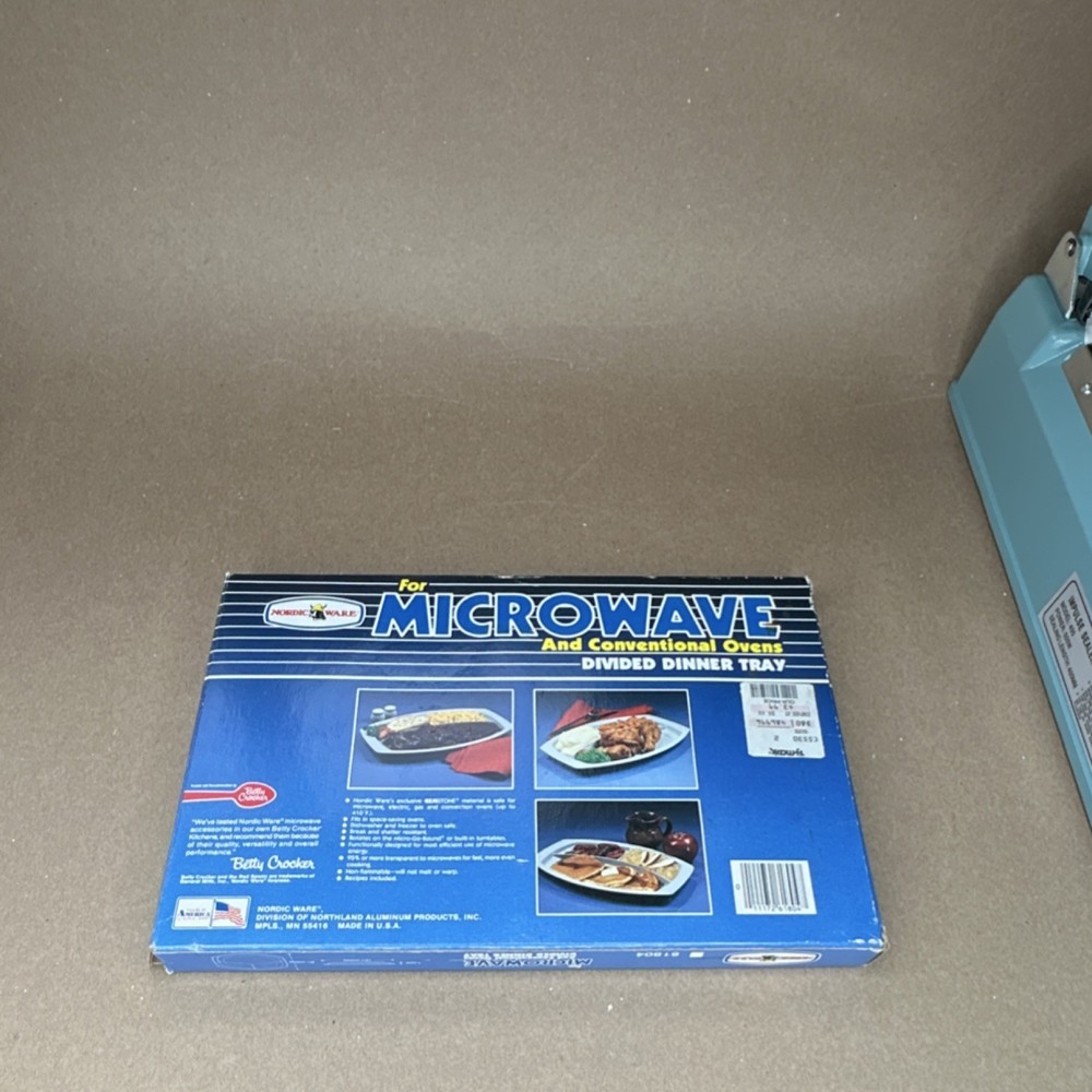Nordic Ware Divided Dinner Tray White Plastic Microwave Model 61804