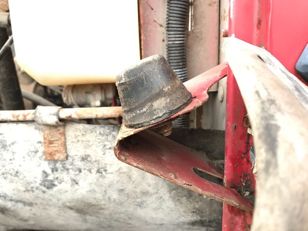 International S1900 Left/Driver Hood Rest - Used