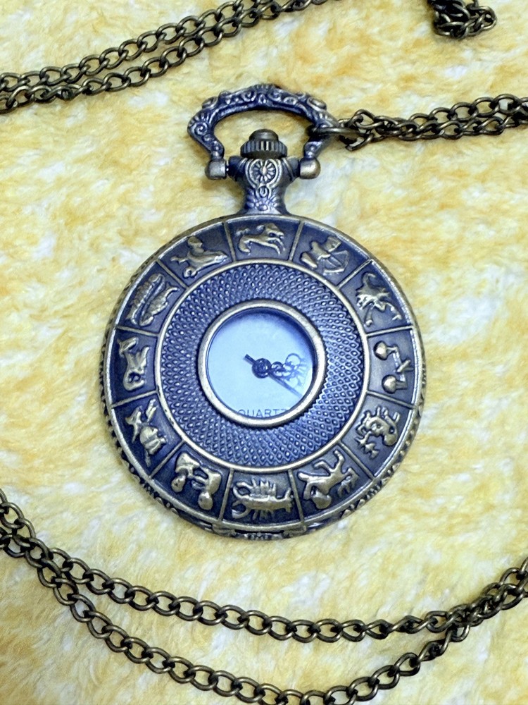 vintage style pocket watch