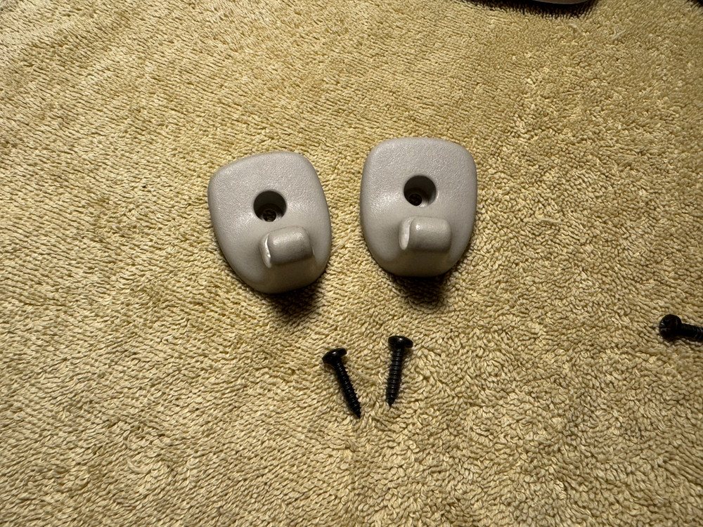 2015 Jeep Patriot OEM right and left front visor clips