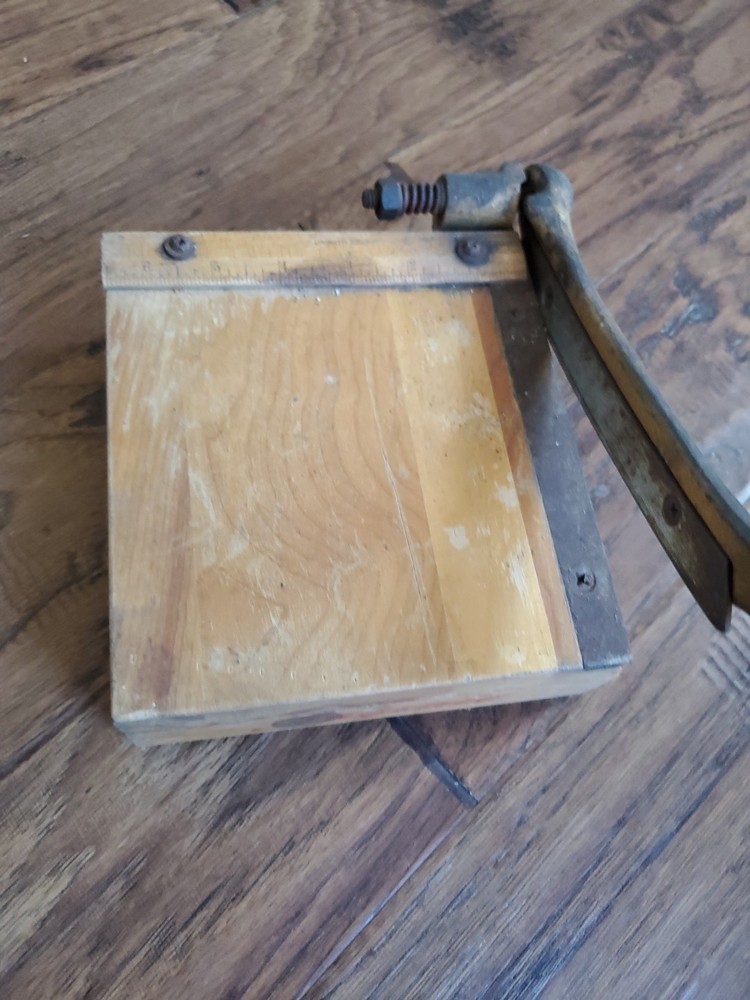 Vintage Mini Paper Cutter