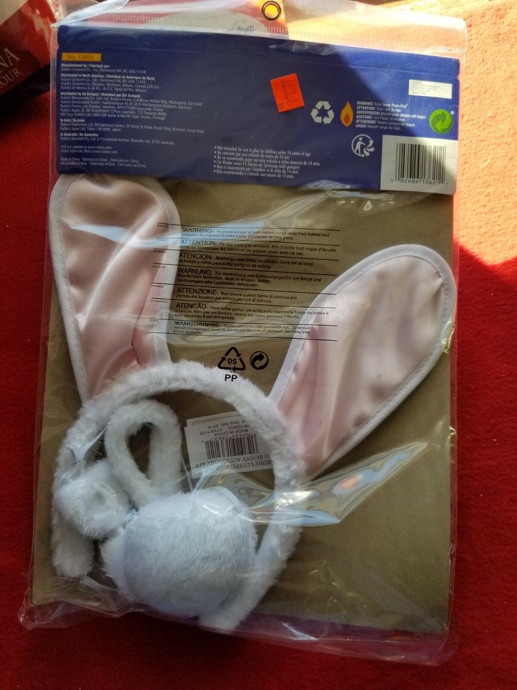 Woman's Halloween Bunny Accessory Kit