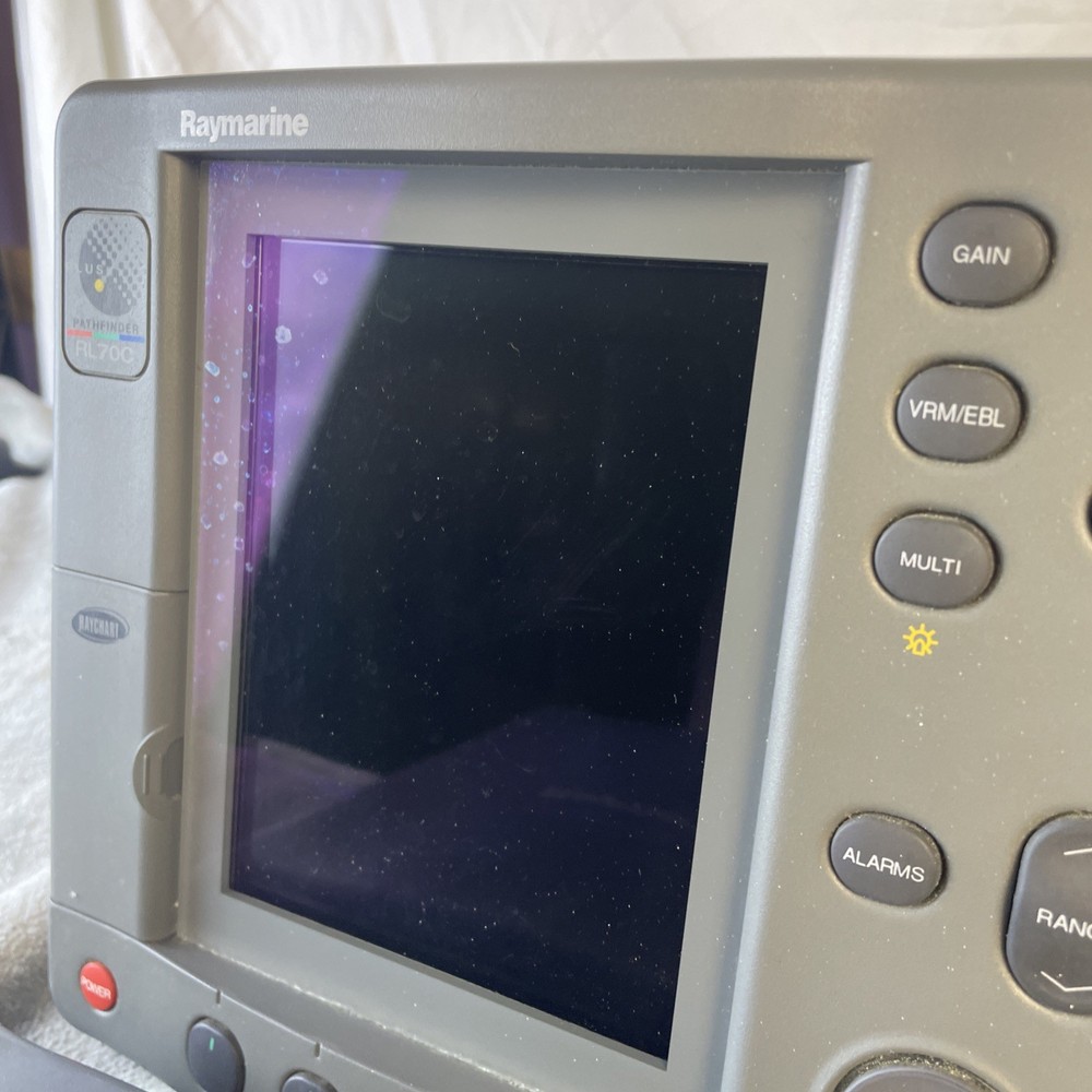 Raymarine RL70C Chartplotter Pathfinder Raychart Display E52034 RL70 C MFD Radar