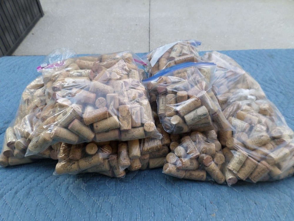 Used wine bottle corks lot