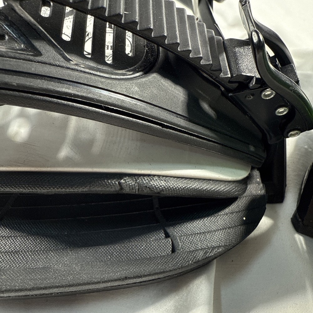 Bent Metal Solutions Snowboard Bindings Pre-Owned