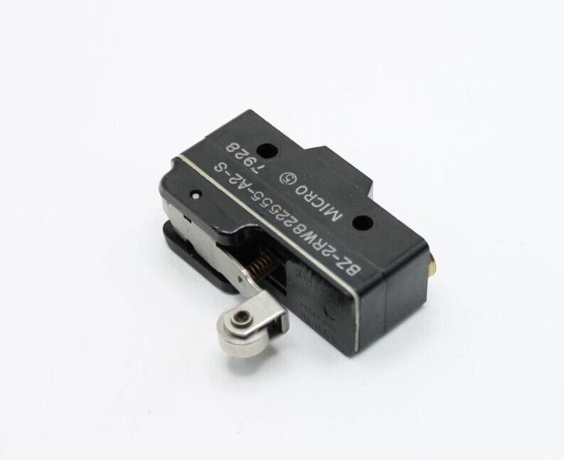 BZ2RW822555-A2-S Honeywell Micro Switch Snap Action Roller Switch