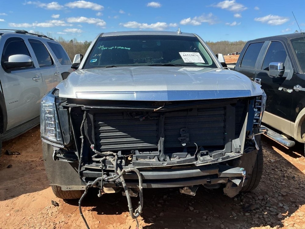 Fuse Box Engine Fits 15-20 ESCALADE 4999202