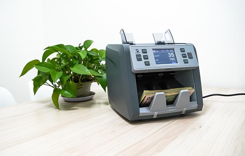 EC900 Banknote Calculator and Counterfeit Detector