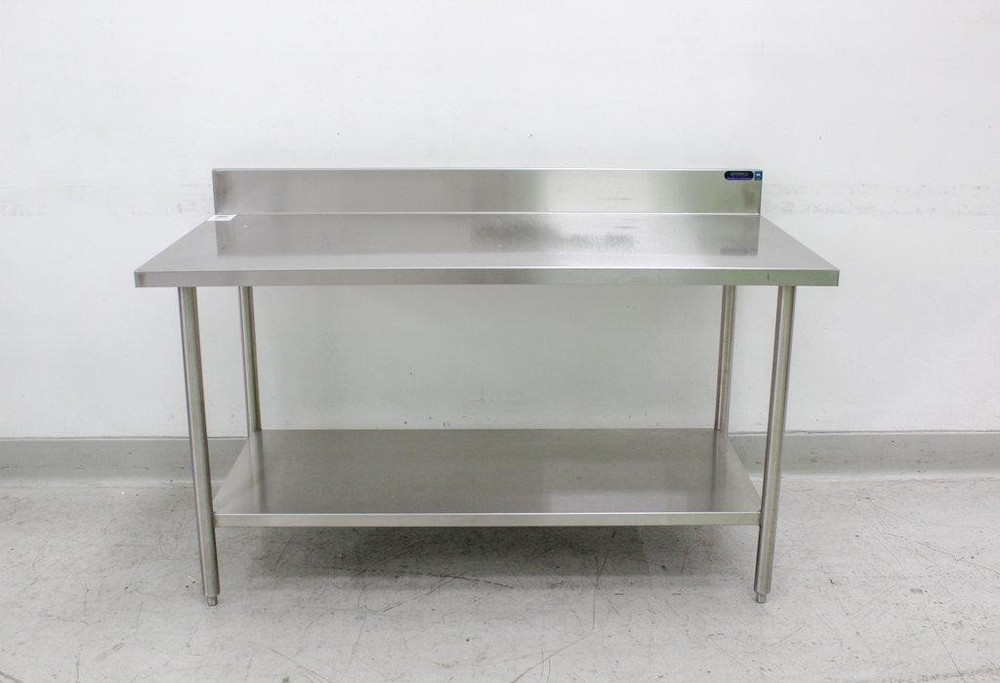 Amtekco Stainless Steel Lab Table with Backsplash, VG Condition (3320533037)
