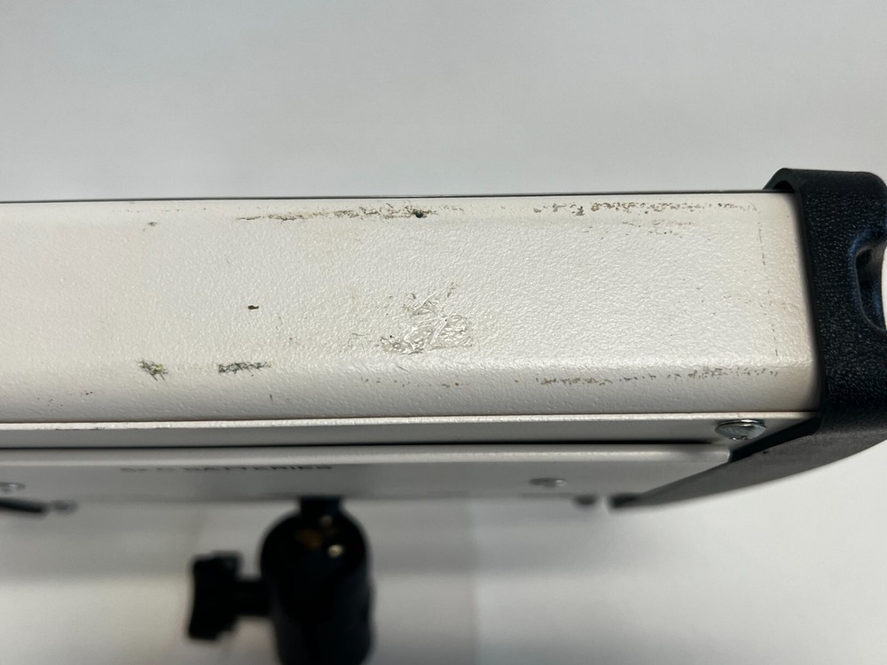 Shelf 18: Detecto MedVue Digital Weight Analyzer Head CR-1000D - Untested