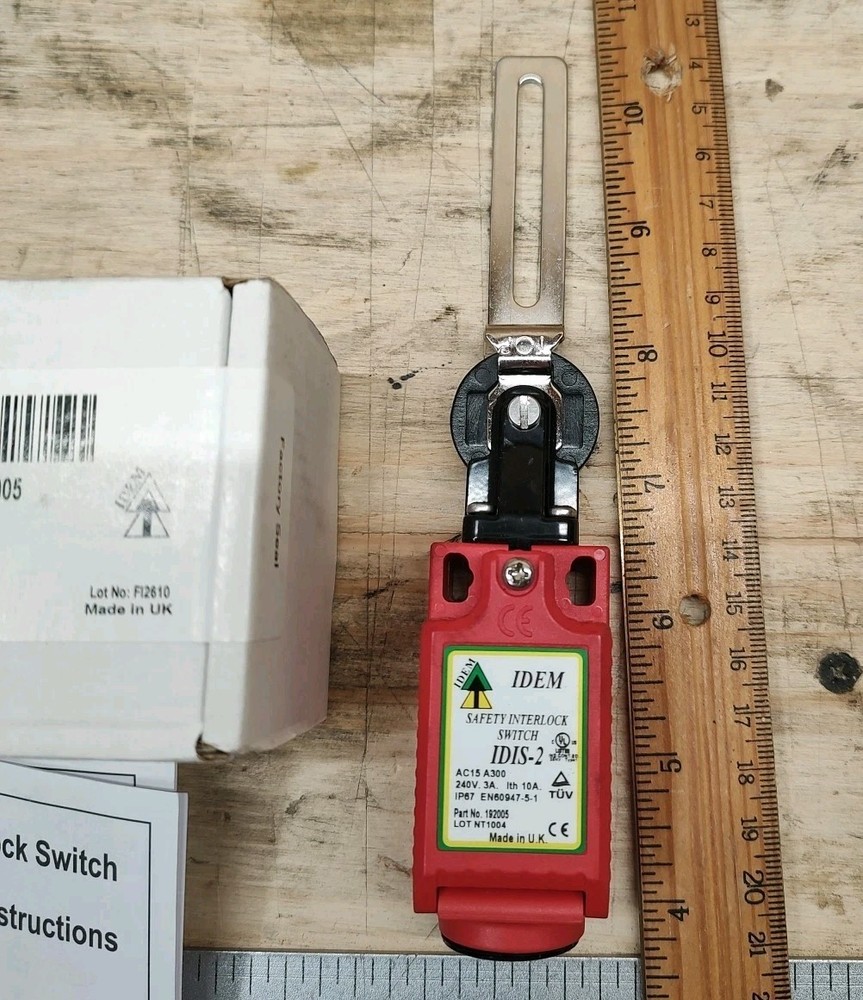 NEW IDEM SAFETY Interlock SWITCH IDIS-192005 240VAC