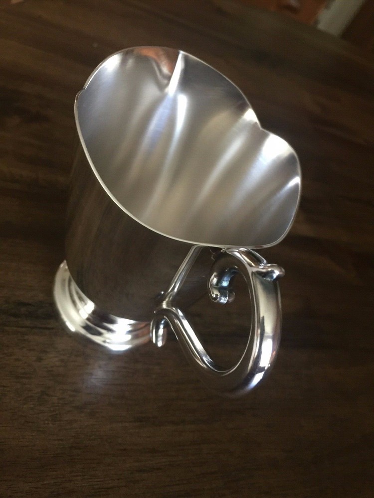 Reed & Barton Silverplated CREAMER & SUGAR BOWL Set