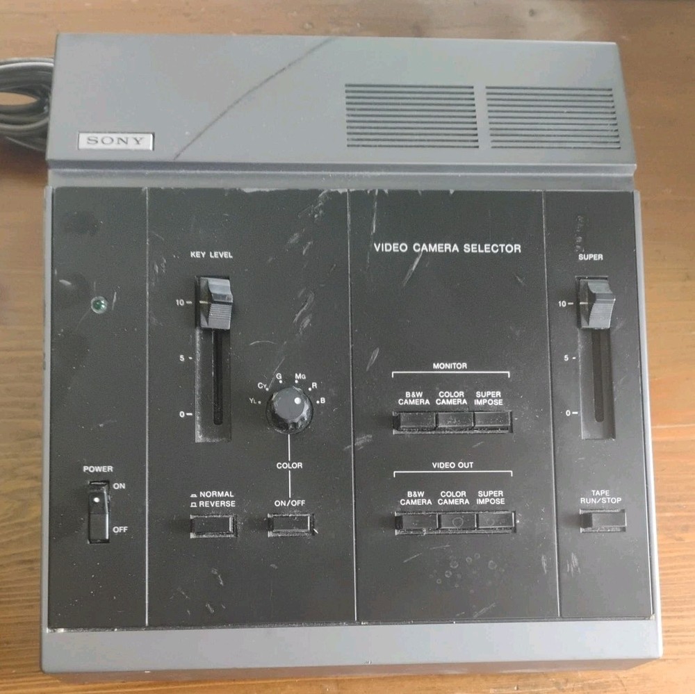 Sony Video Camera Selector -HVS-2000 Powers On Untested