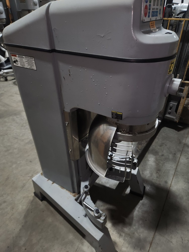 Globe SP62P 60 Qt. Planetary Mixer