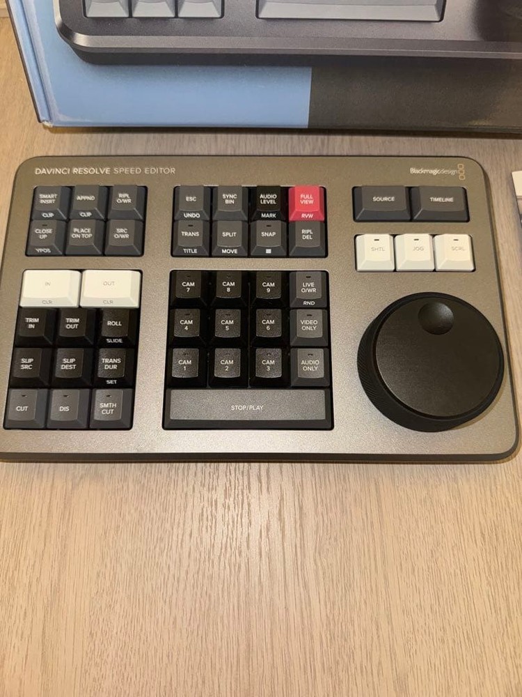 DaVinci Resolve Speed Editor Keyboard Blackmagic Design (No Software License)