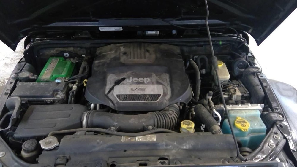 WRANGLER 2014 Battery Tray 1866106