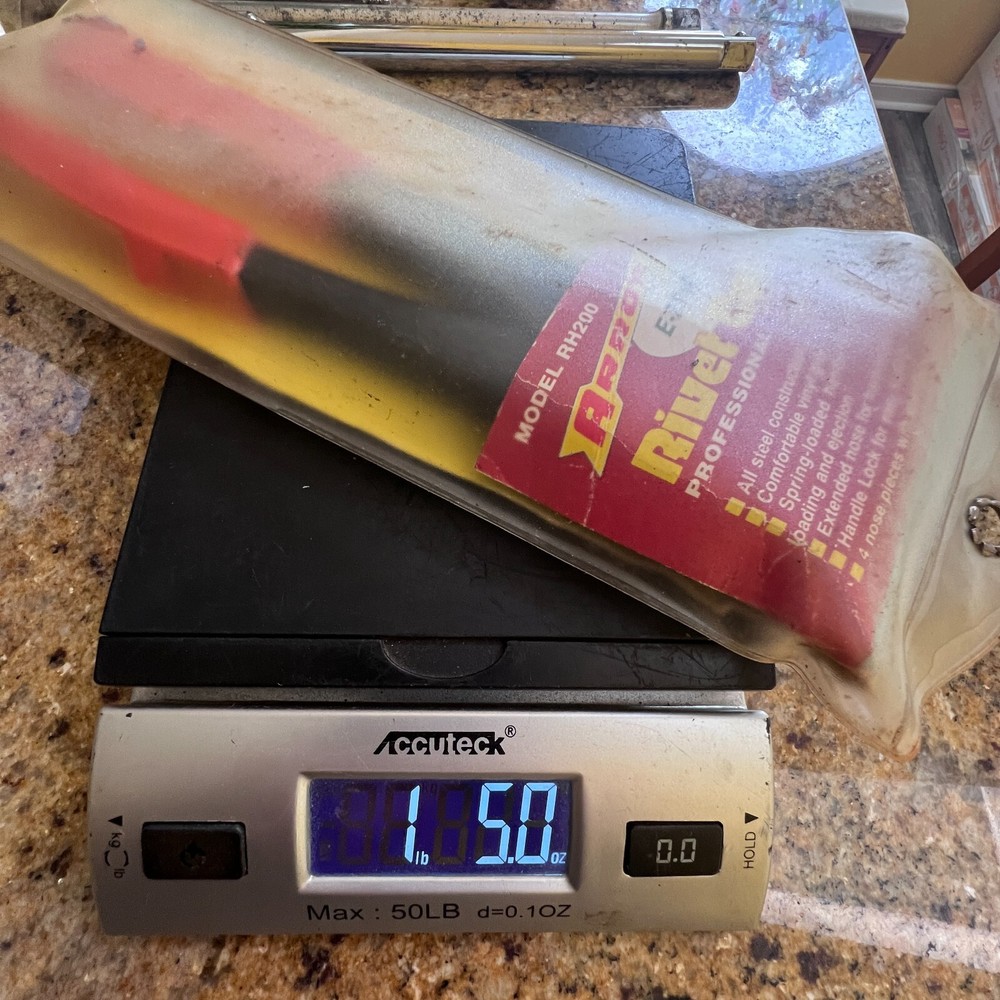 Arrow Model RH200 Pop Rivet Tool, very lightly used