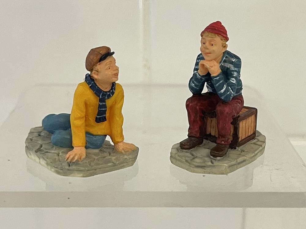 Lemax Figurines Choir Boys 1999 92329 (2)
