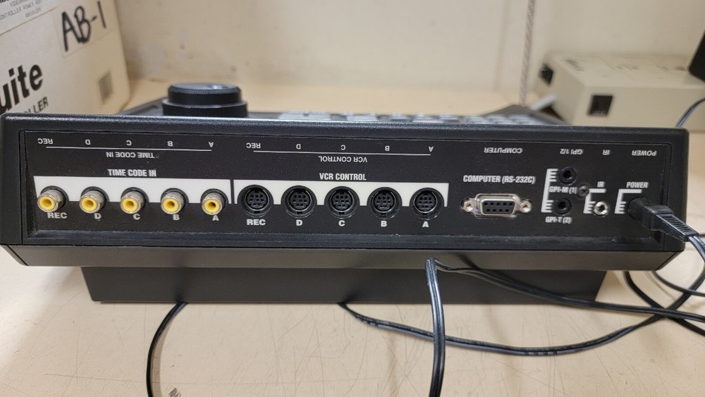 Videonics AB-1 Edit Suite A/B Roll Edit Controller w/ Power Supply, Manual, Box