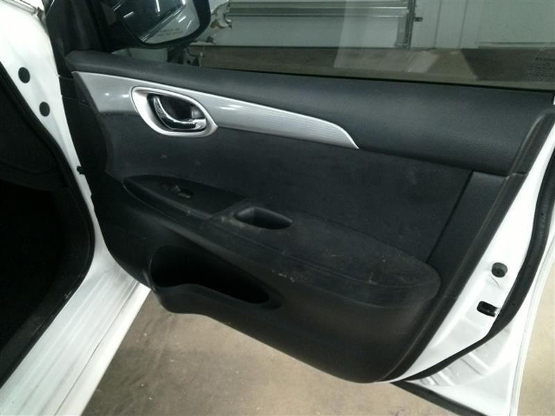 Driver Left Front Spindle/Knuckle Fits 11-25 LEAF 104636069