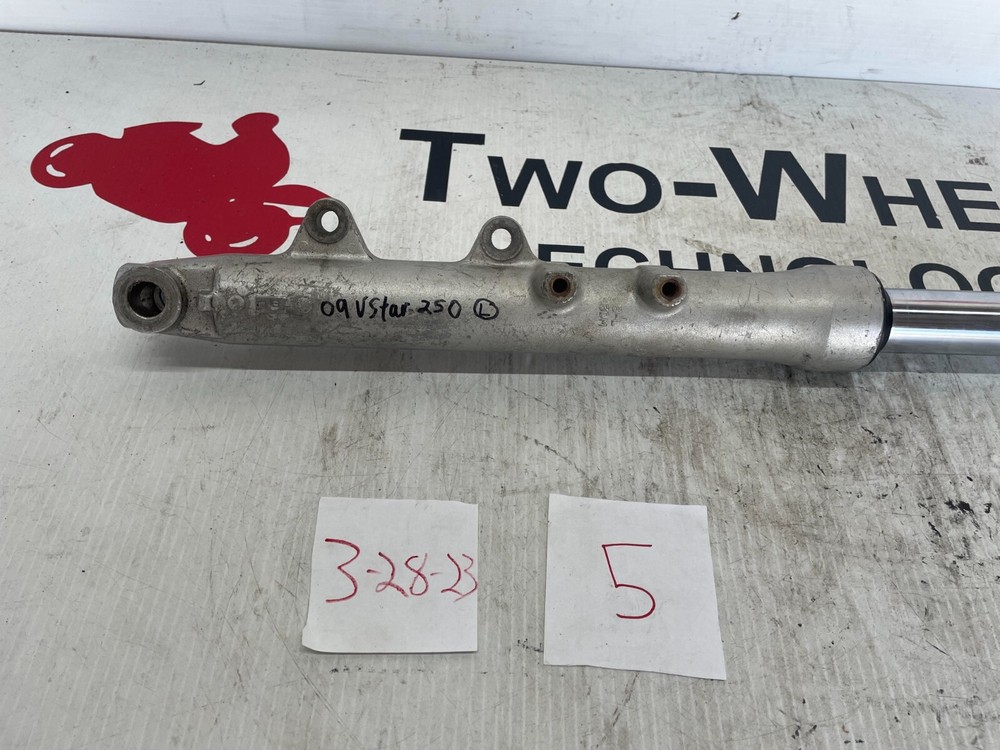 2009 Yamaha VStar 250 Left Fork