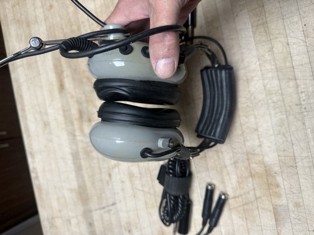 Concept Industries C-40 Soft Comm Headset And Microphone Untested