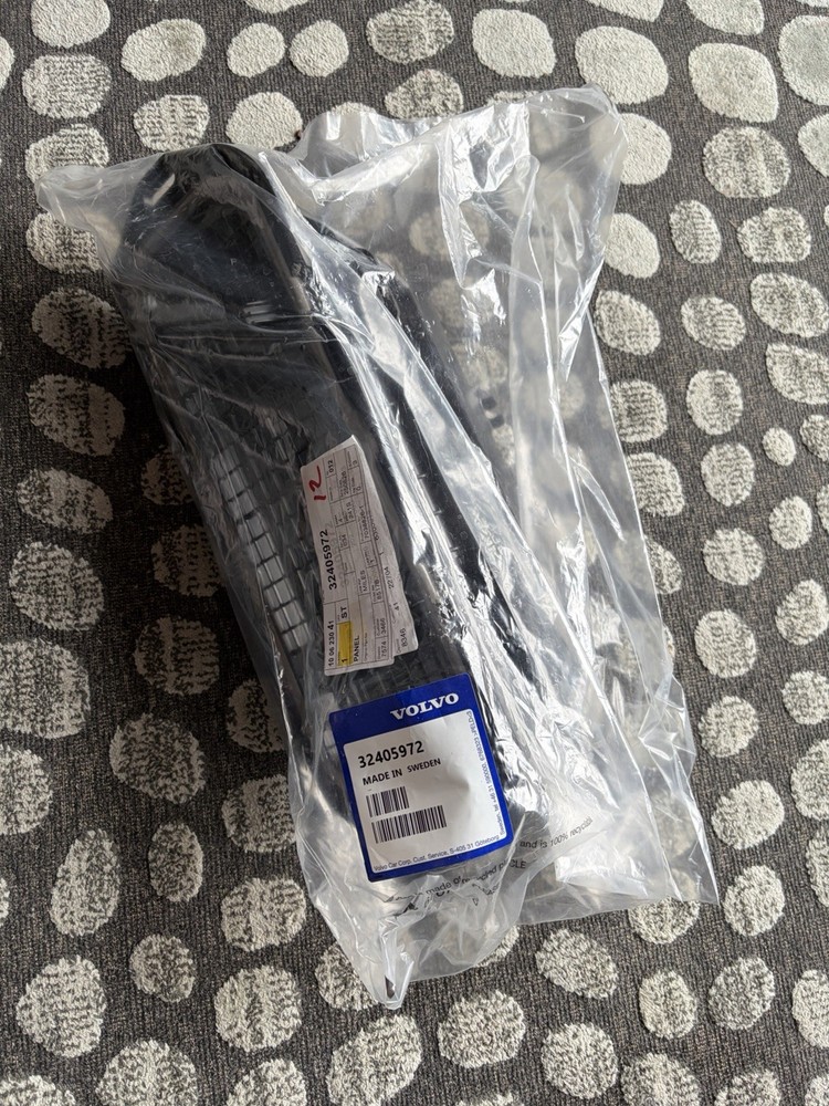 VOLVO 32405972 OEM