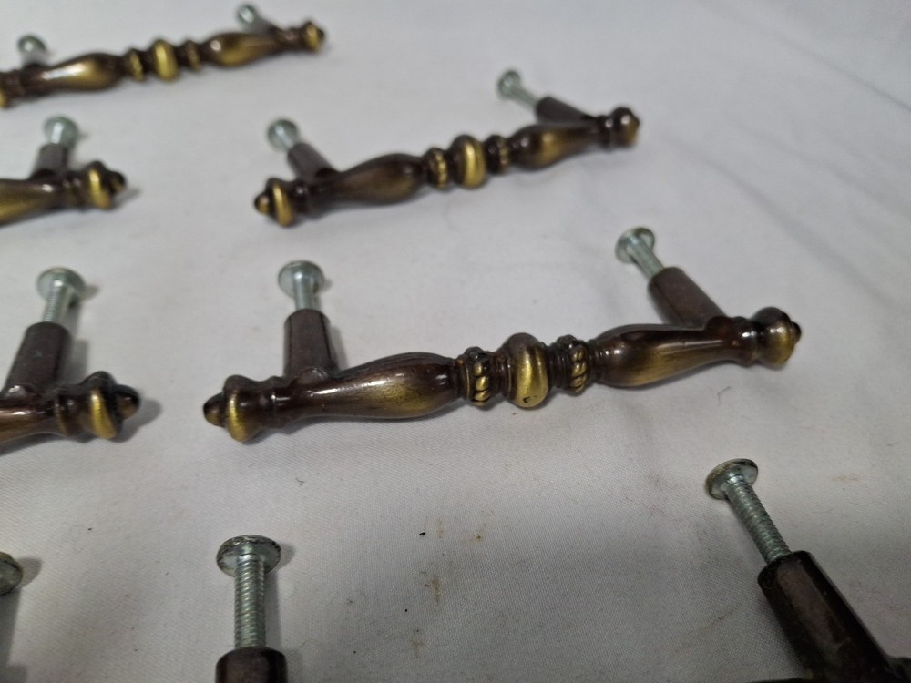 7 Vtg 1971 Amerock Brass Drawer Pull Handle, Carriage House Pattern