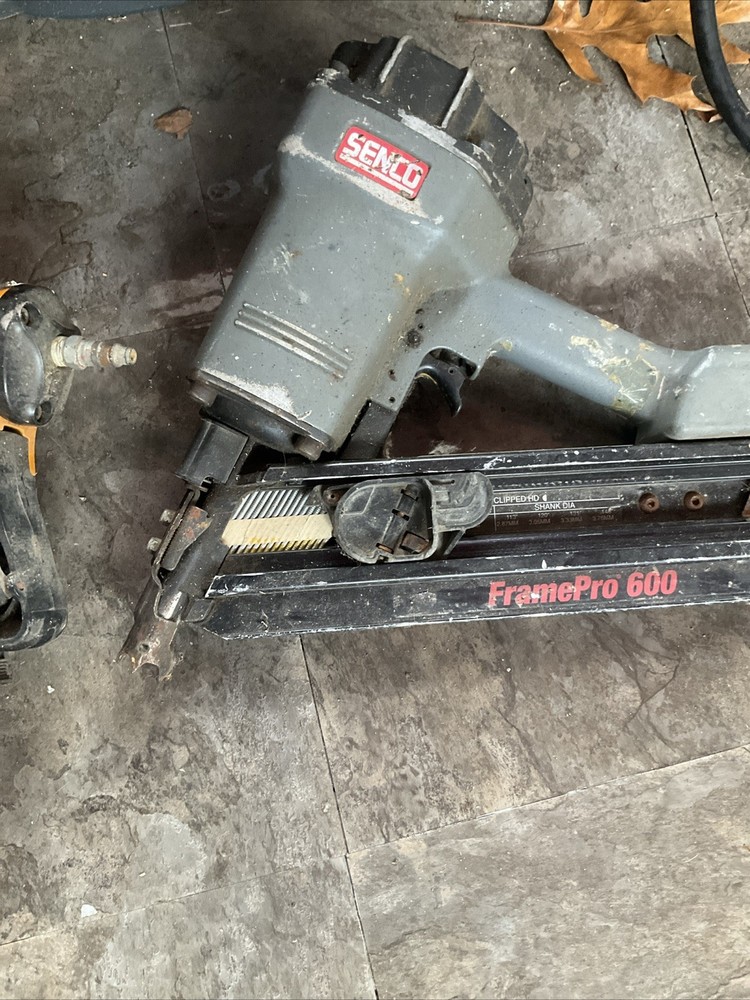 Senco FramePro 600 pneumatic nailer