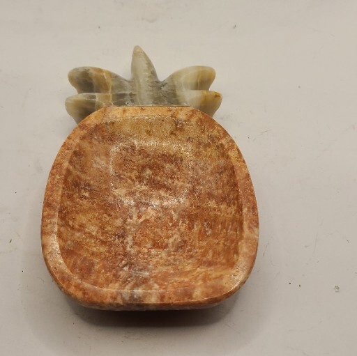 Trinket or soap dish marble 2 tone pineapple. Etched design.