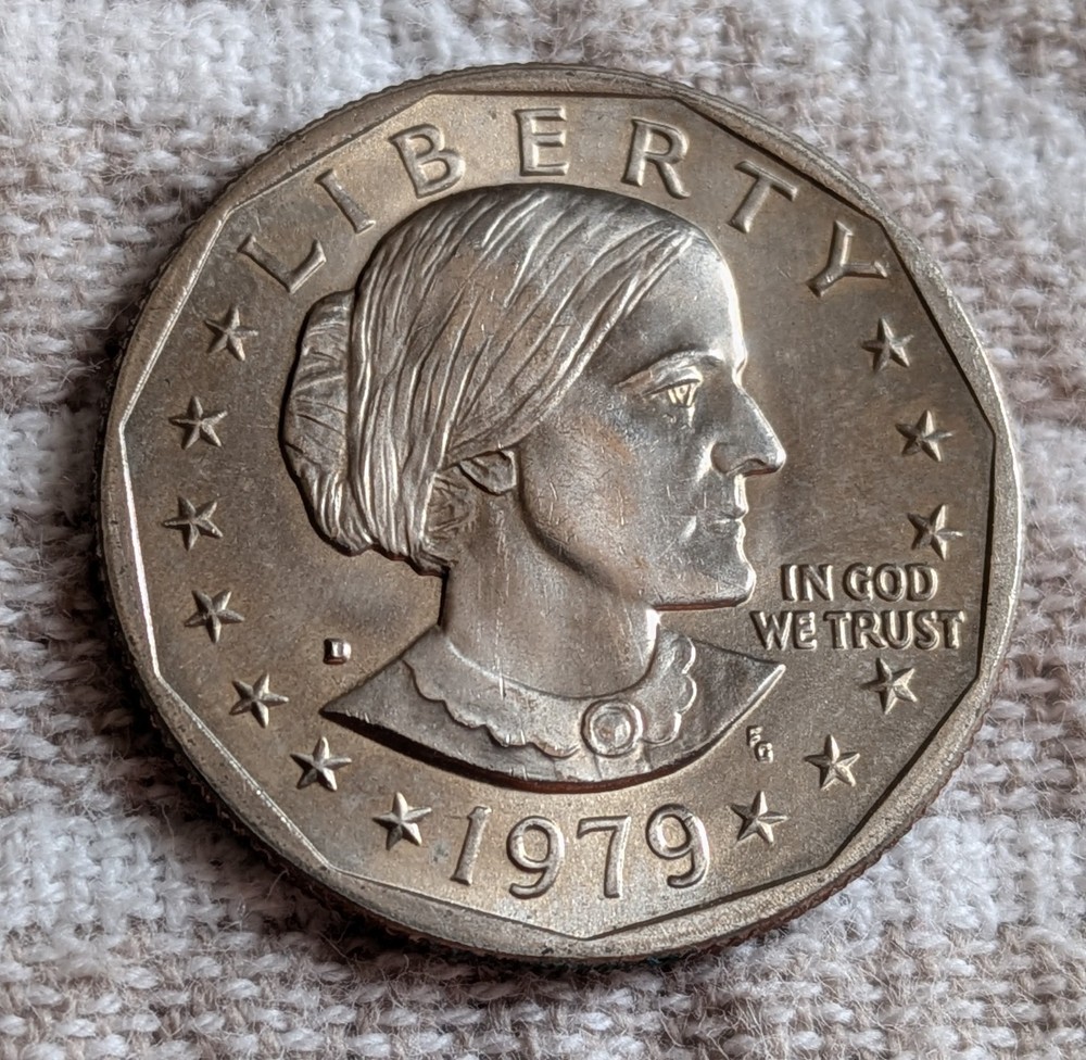 1979 D Susan B Anthony Dollar Error: Filled D Mint Mark, E Pluribus Dot.