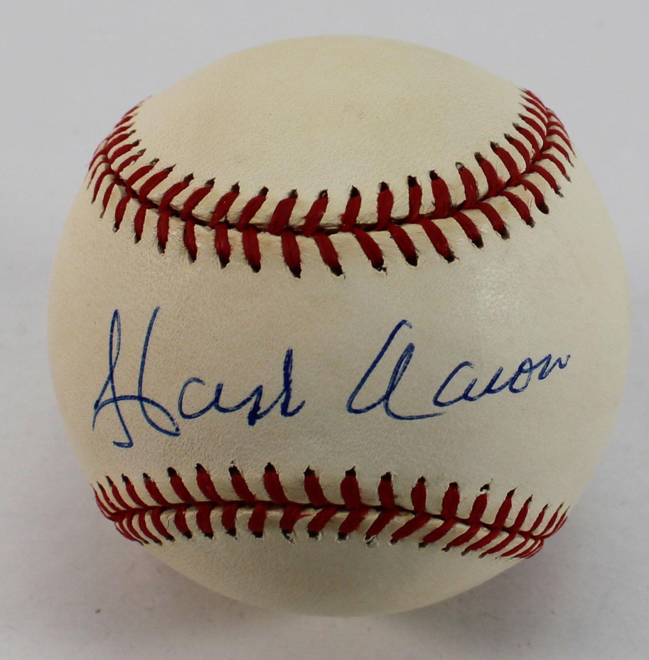 Hank Aaron Autographed/Signed ONL Baseball (PSA/DNA)