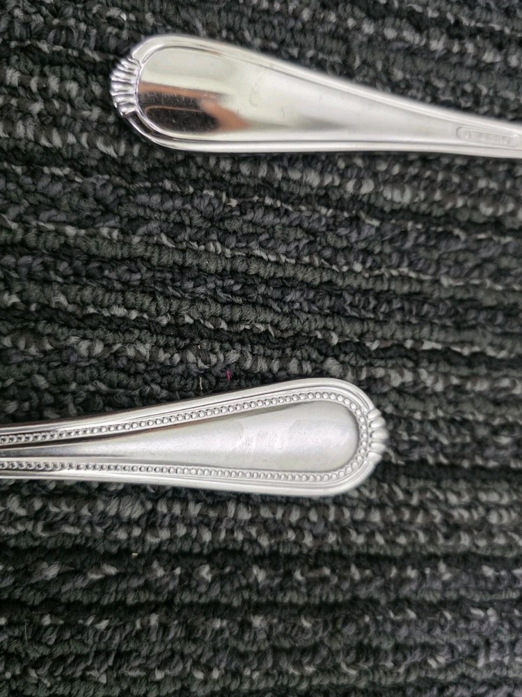 4 Oneida Stainless Countess Glossy Beaded Salad Forks Flatware