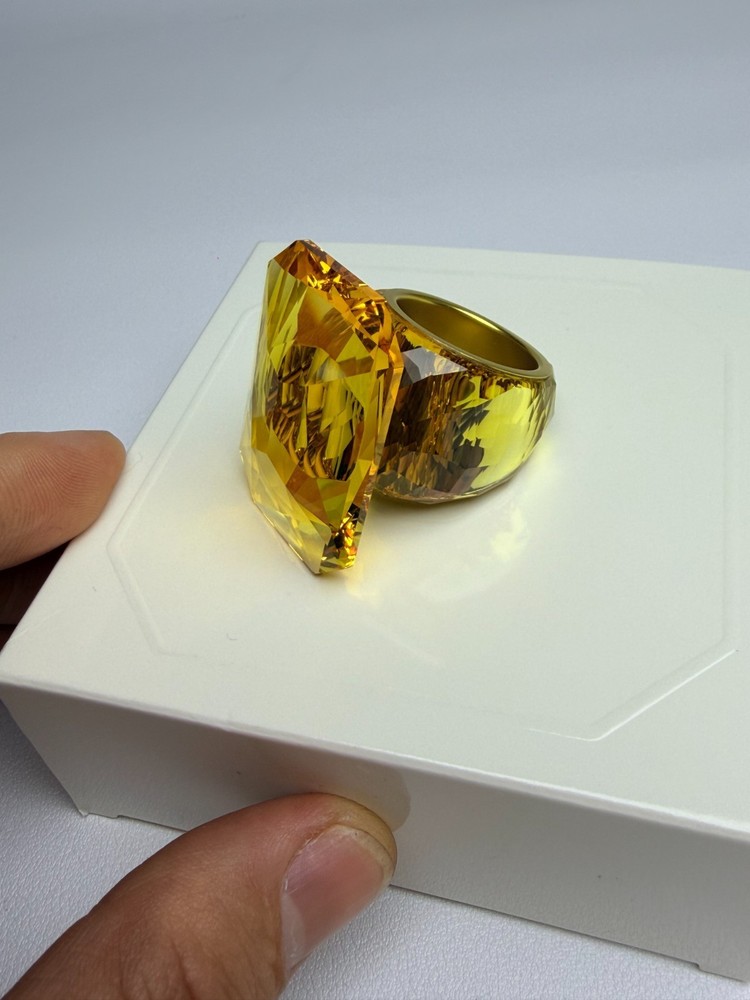 Swarovski Lucent cocktail ring oversized crystal, octagonal cut yellow size 60.