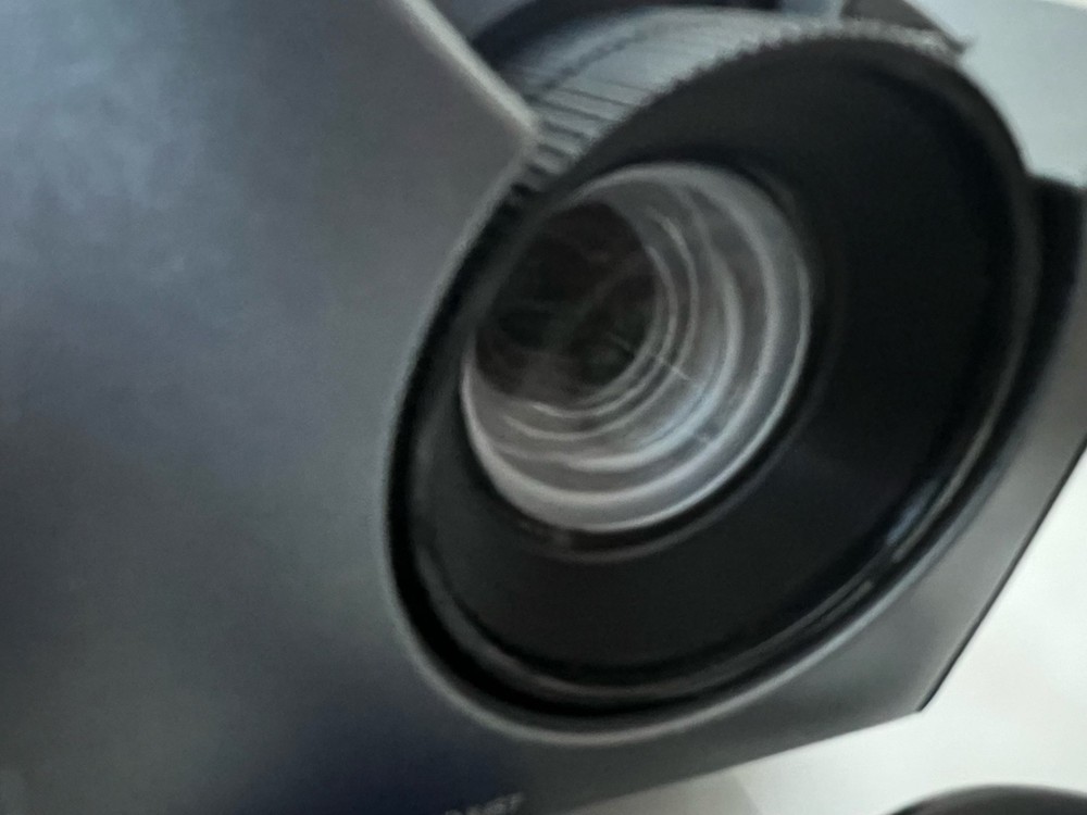 SHARP Notevision PG-F200X Projector, remote & Apple adapter, VERY LOW LAMP HOURS