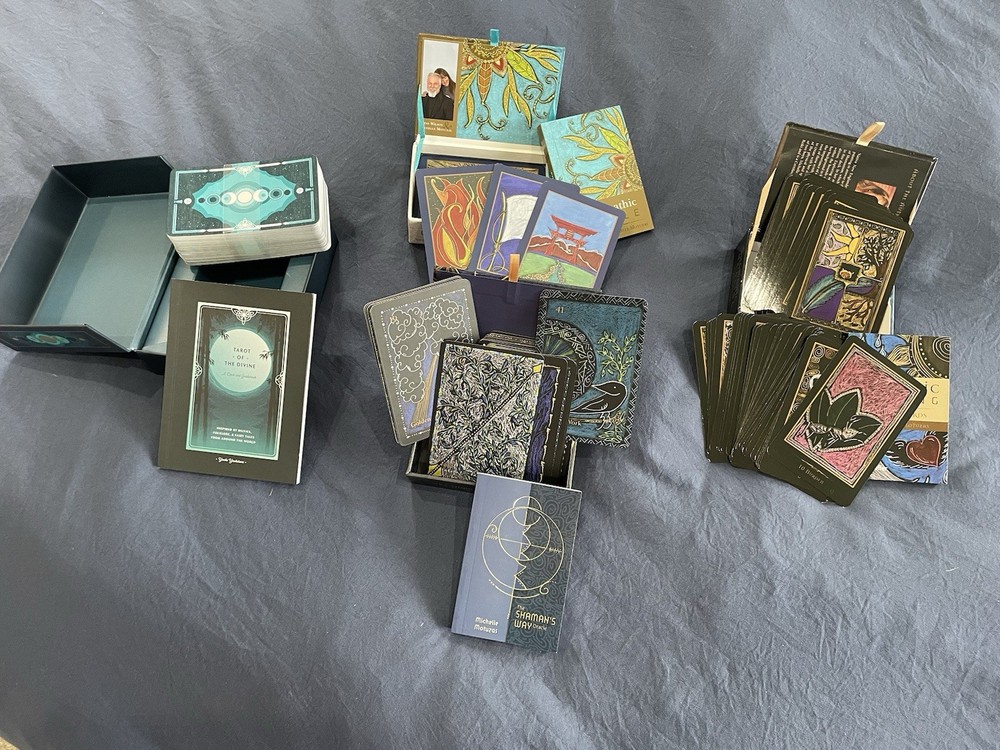 Oracle / Tarot Cards 4 different sets!
