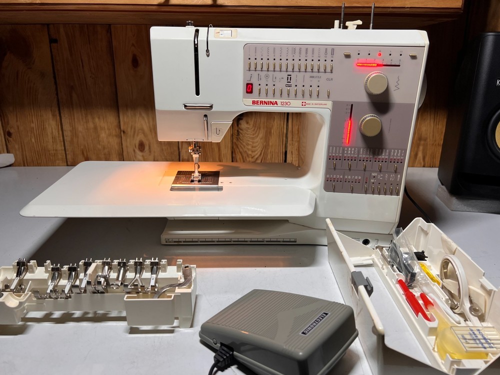 Bernina 1230 Sewing Machine